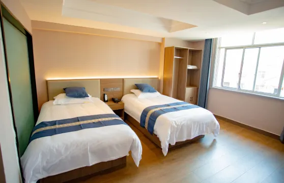 樂平加滿大酒店