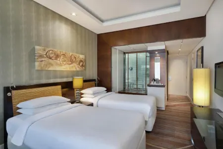 Majestic Premier Hotel Burdubai Отели рядом с достопримечательностью «Шейх Мохаммед бен Рашид Центр культурной коммуникации»