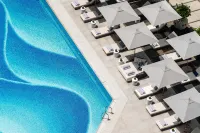 REGENT HONG KONG - Infinity Pools
