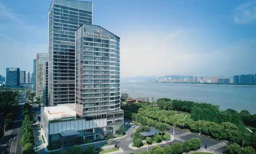 Crowne Plaza Hangzhou Riverside, an IHG Hotel