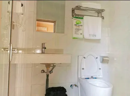 Anyue Yongquan Hotel Отели рядом с достопримечательностью «Anyue Stone Carvings»