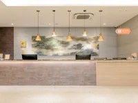 TH HOTEL Hotel berhampiran Akademi Tutorial Pingtung