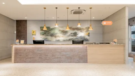 TH HOTEL Отели рядом с достопримечательностью «Pingtung Tutorial Academy»