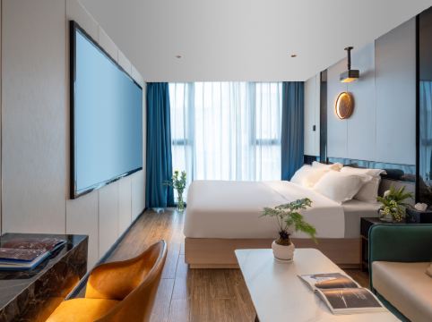 意柏輕奢飯店（海雅繽紛城新安公園地鐵站店)