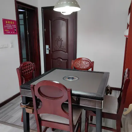 Jianli Jinding Hotel