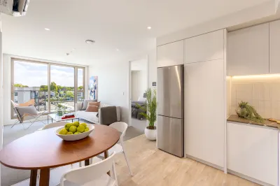 Wyndham Garden Christchurch Kilmore Street Hotels near Cutler Park