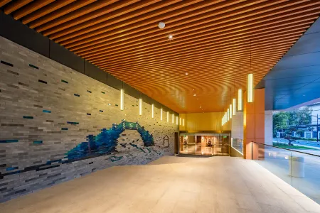 Yunhe Yebo Hotel (Shaoxing LuXun Guli Ying'en men ) Отели рядом с достопримечательностью «Datong School»