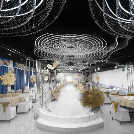 Houde Hotel (County Government Branch)