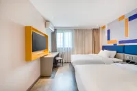 7Days Inn Hotel (Zhuhai City Balcony Seaside Swimming Pool)