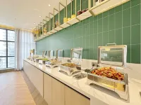 Four Seasons International Hotel (Shiyan Beijing Middle Road University Town)