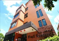 2 King Beds with Taxi Meetgreet Service