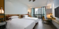 Golden Phoenix Sea View Hotel - Selected 2-bed Room