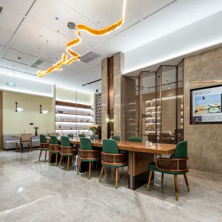 Atour Hotel Changzhou Olympic Sports Center (Universal Dinosaur Park)