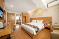 GreenTree Hotel (Xi'an Ming City Wall Southwest Corner) Отели в г. Сиань