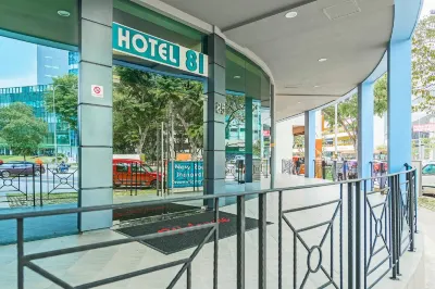 Hotel 81 Lavender Hotel berhampiran Kitchener Complex