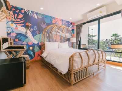 B Innspire Hotel
