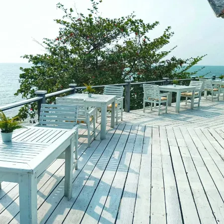 Koh Chang Cliff Beach Resort