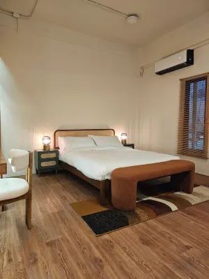 Yaowarat Stay Hotels in Pom Prap Sattru Phai