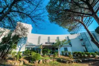Comfort Aparthotel Frejus la Tour de Mare Hotels near Musee Archeologique