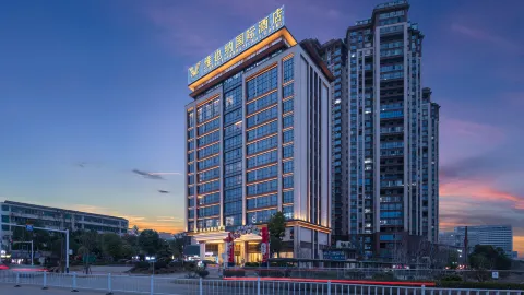 Vienna International Hotel Siam Luocheng in Miluo