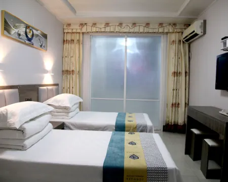 ljsljkjbg Hotels in Longjing