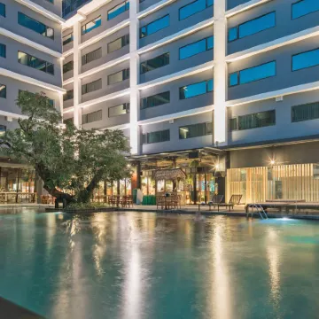 Dara Hotel Hotels near Mae Porn