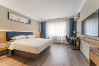Rujia Ruibai Cloud Hotel (Qingdao Huangdao Lingshanwan Road Branch) Hotels in Qingdao