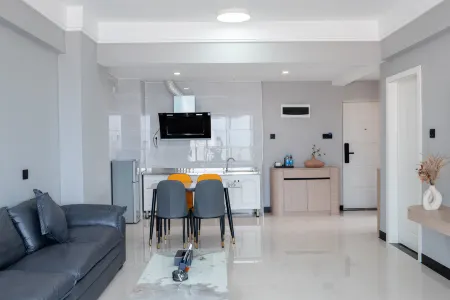 Starry Sky Resort Hotel Отели в г. Натуи