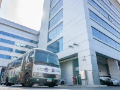 プレミア イン アブダビ エアポート (ビジネス パーク) アブダビのホテル