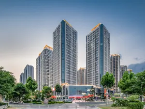 Rezen Hotel (Xinxiang Municipal Government East Railway Station)