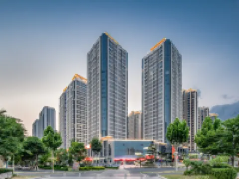 麗呈ホテル（新郷市政府高速鉄道東駅） 新郷のホテル