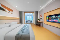 Longling Grand Hotel (Sayram Lake) Hotels near Xinyi Self-Drive Campground (Sayram Lake Branch)
