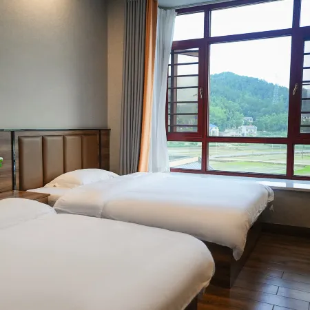 Runxu Homestay (Former Residence)
