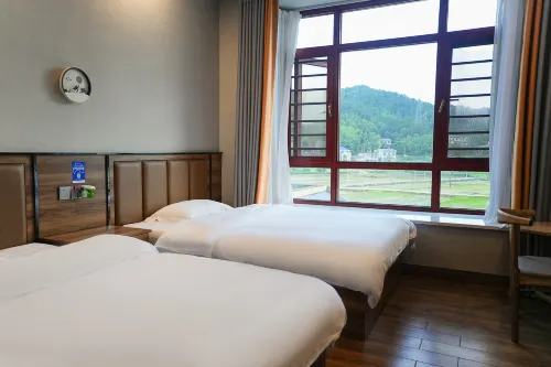 Runxu Homestay (Former Residence)