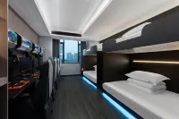 Interstellar Esports Hotel - Esports