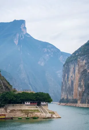 Shanlirenjia Inn Отели рядом с достопримечательностью «Qutang Gorge»