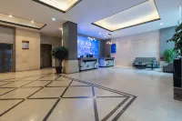 Cloud Hotel (Pingyang Jiefang Street Branch)