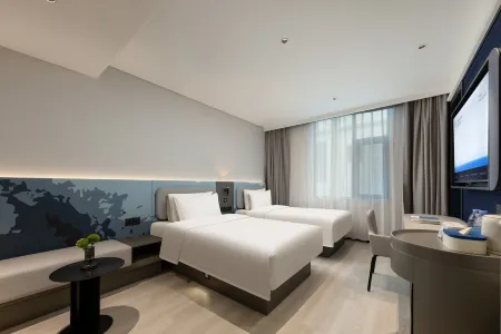 Lijiang Old Town Dashuiche Atour Light  Hotel