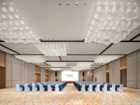 Holiday Inn GUIYANG AIRPORT by IHG - parking