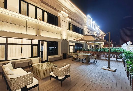 Tianjin Elong Hotel의 깨끗한 외부 모습