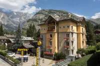 Hotel Bouton d'Or - Courmayeur Hotels in Innenstadt Courmayeur