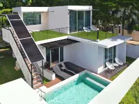 Nariya Bayfront Phuket Hotels near Kan Eang @ Pier Phuket