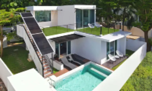 นาริยา เบย์ฟร้อนท์ ภูเก็ต