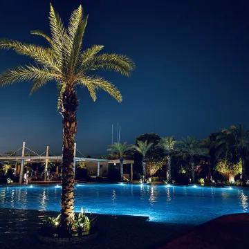 ·TANG · Gold Coast Pik Sea View Apartment Отели рядом с достопримечательностью «Торговый центр PIK Avenue»