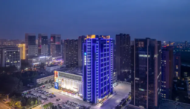 โรงแรม HanTing (ศูนย์การค้า IFC ชือป้าหลู โปไห่ ปินโจว)