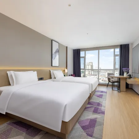 Lavande Hotel (Golmud Bayilu Underground Commercial Street Kunlun Park)