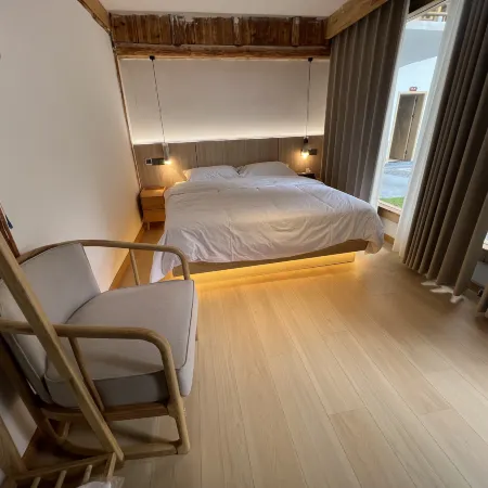 Mount Fanjing Muyexingkong Homestay
