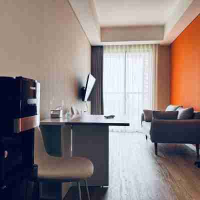 ·TANG · Gold Coast Pik Sea View Apartment Rooms