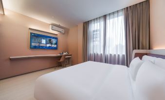 HanTing Hotel (Shanghai Zhenping Road Subway Station Xindian)