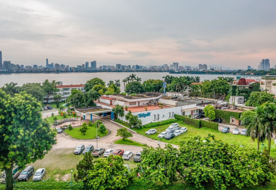 hotel overview picture